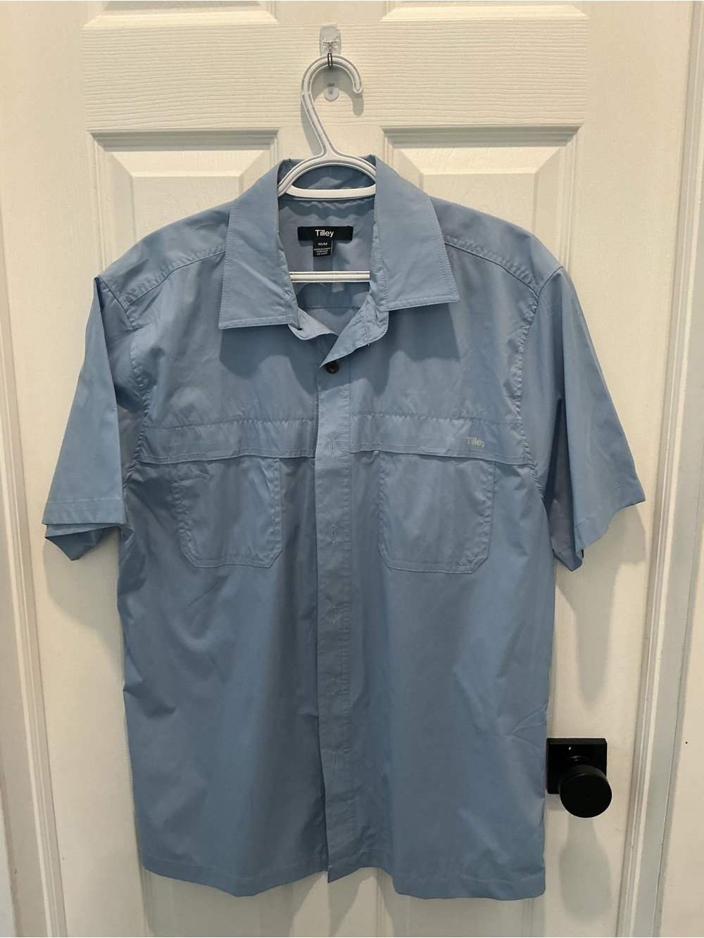 Tilley Men’s Light Blue Short-Sleeve Button-Down Shirt